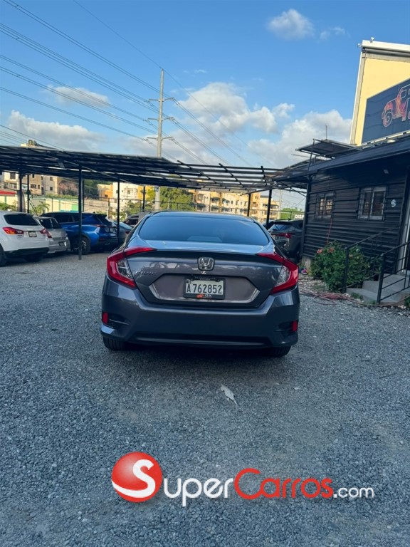 2017 Honda Civic LX — foto 5 / 9