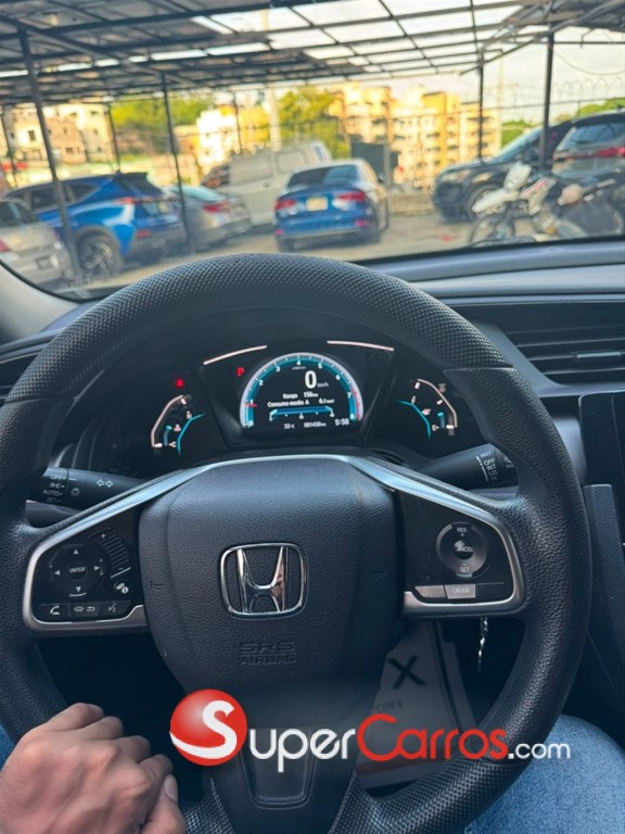 2017 Honda Civic LX — foto 7 / 9