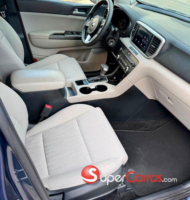2020 Kia Sportage — foto 10 / 12