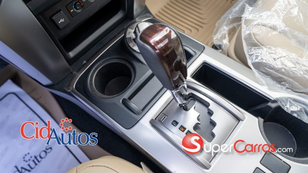 2024 Toyota 4 Runner Limited — foto 6 / 12