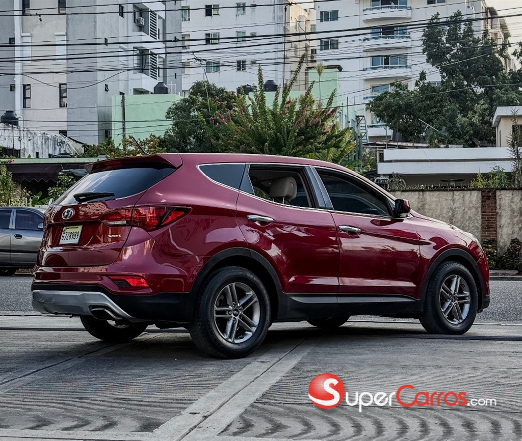 2018 Hyundai Santa Fe Sport — foto 2 / 10