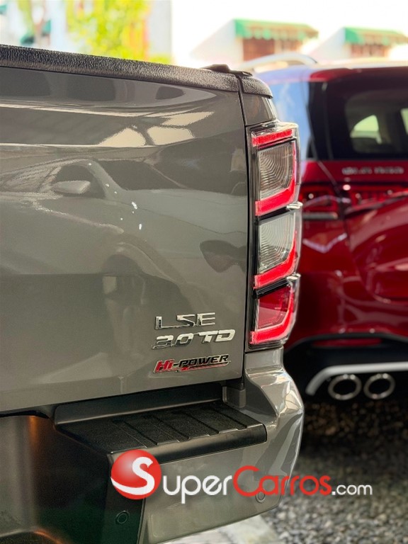 2027 Isuzu DMAX LSE — foto 7 / 9
