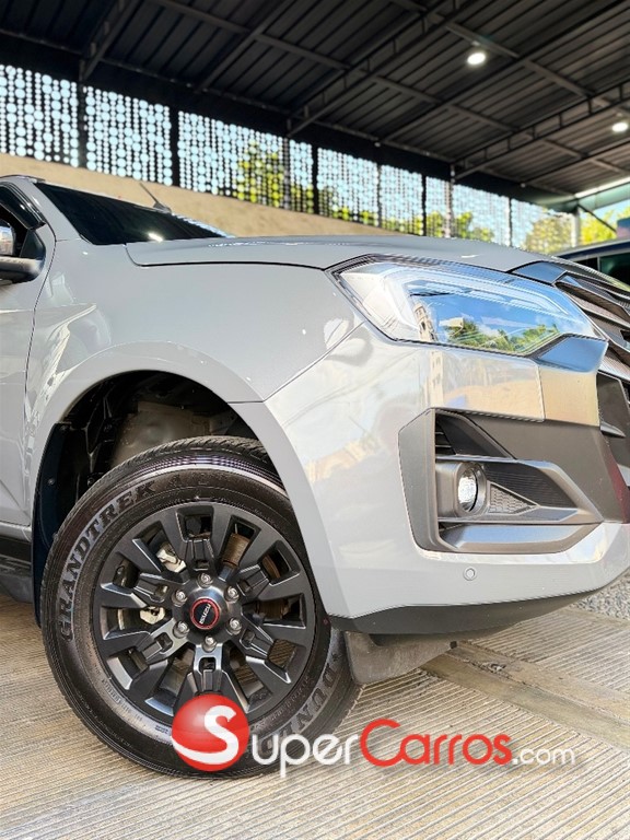 2027 Isuzu DMAX LSE — foto 9 / 9