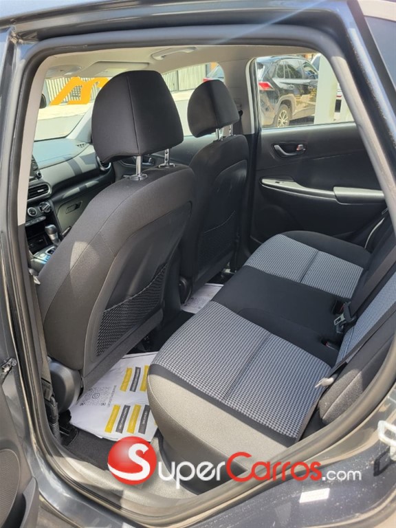 2021 Hyundai KONA — foto 7 / 10