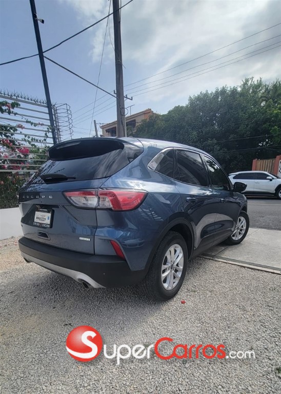 2020 Ford Escape SE — foto 3 / 11