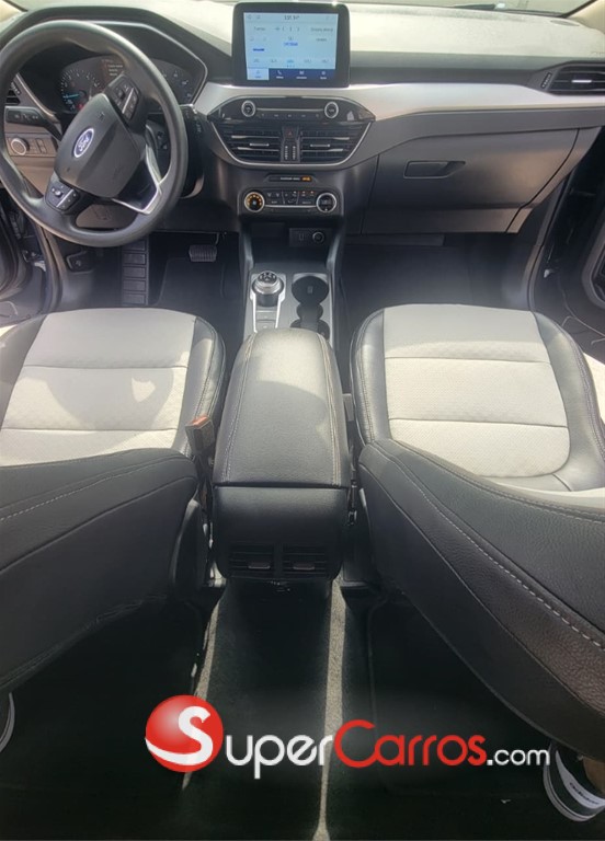 2020 Ford Escape SE — foto 8 / 11