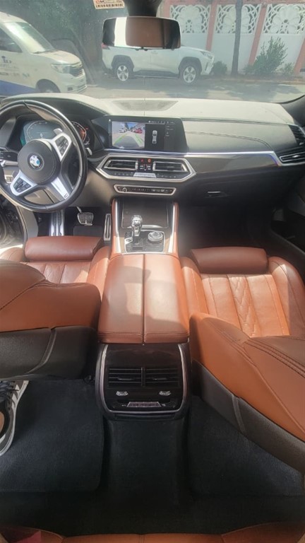2022 BMW X 6 xDrive40i — foto 6 / 12