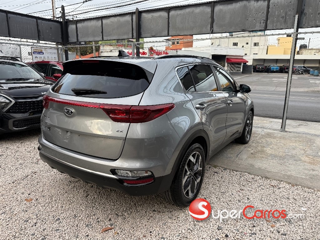 2020 Kia Sportage EX — foto 6 / 12