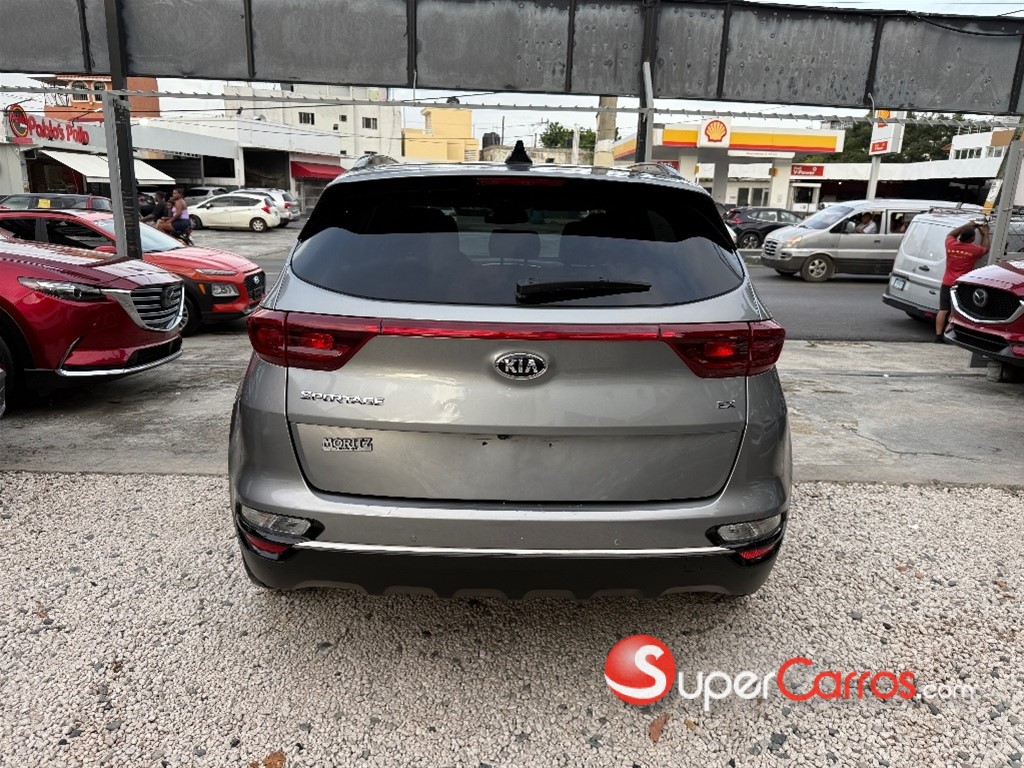 2020 Kia Sportage EX — foto 7 / 12