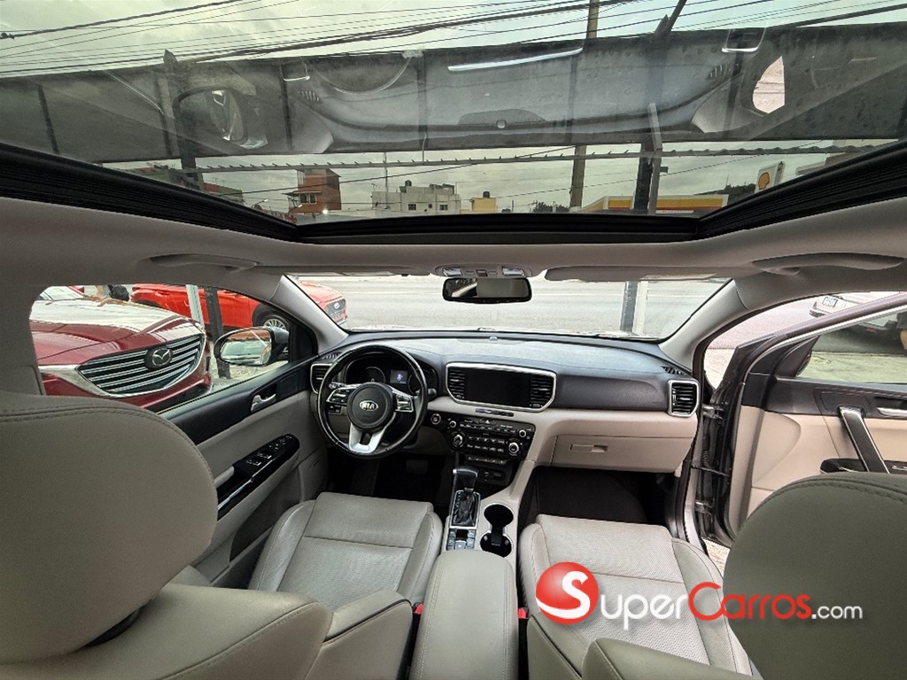 2020 Kia Sportage EX — foto 10 / 12