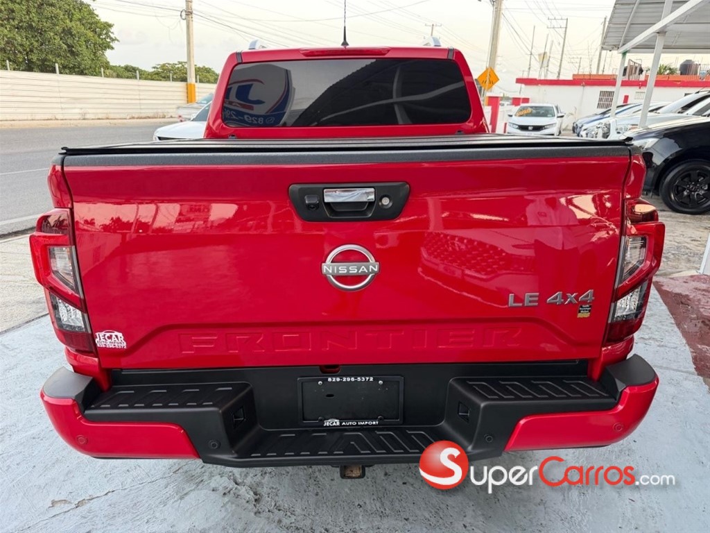 2025 Nissan Frontier LE — foto 5 / 12