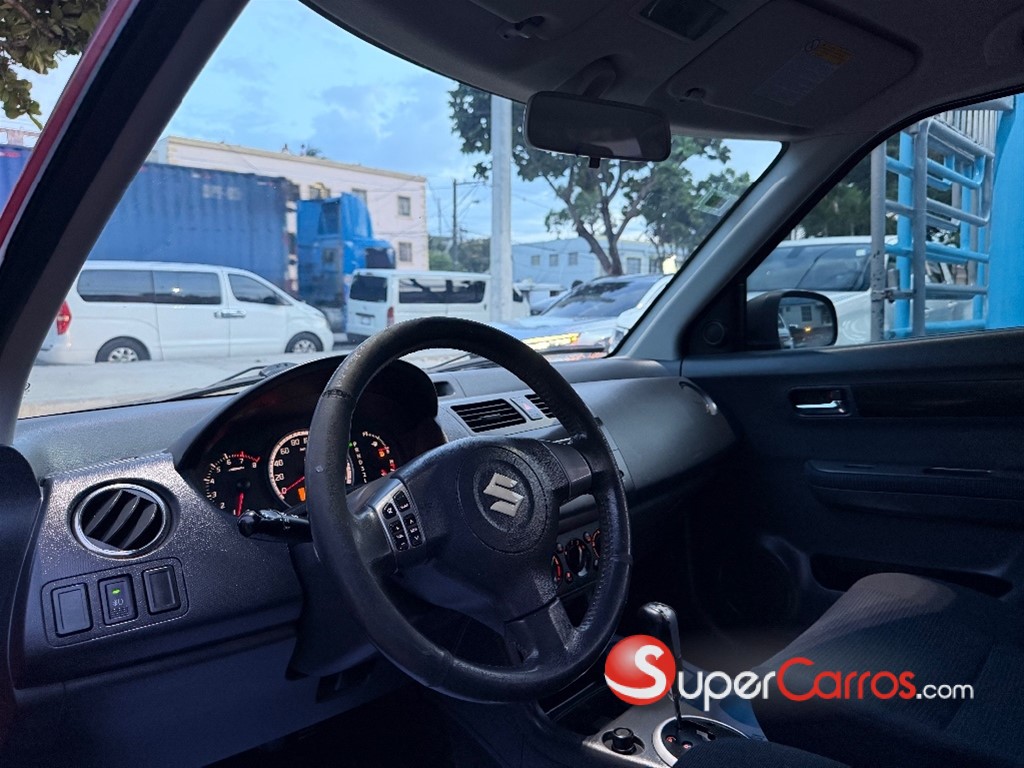 2010 Suzuki Swift — foto 3 / 8
