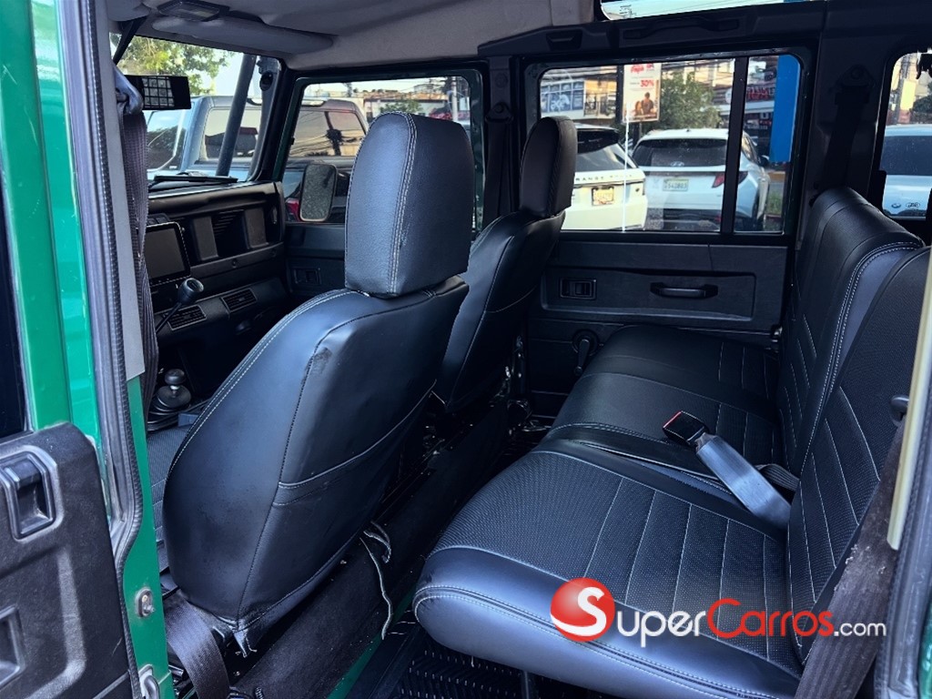 2005 Land Rover Defender 110 — foto 3 / 12