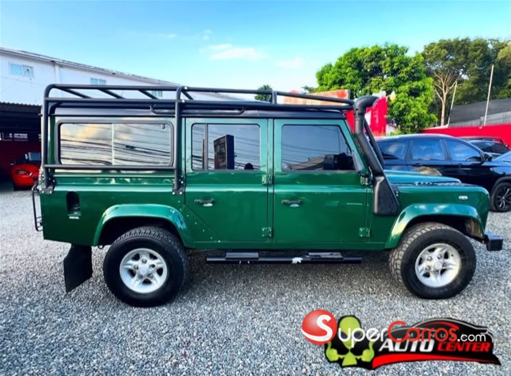 2005 Land Rover Defender 110 — foto 10 / 12