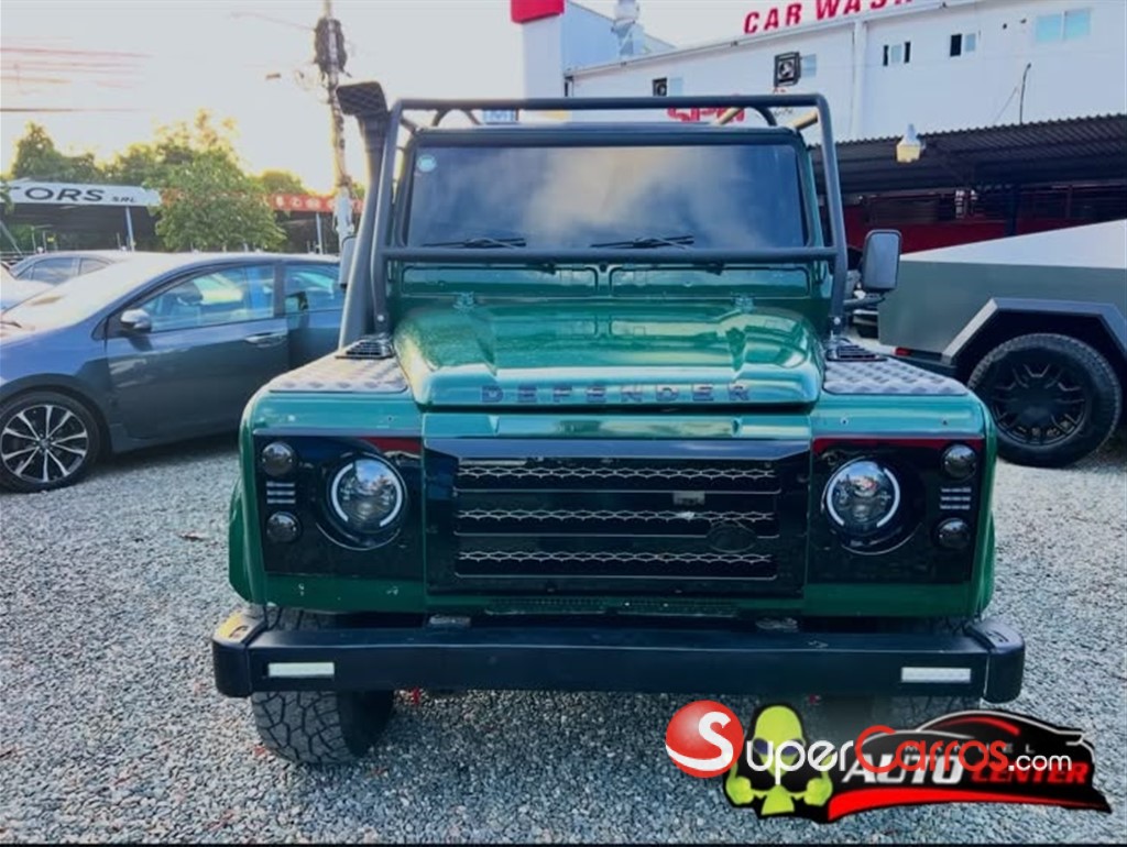 2005 Land Rover Defender 110 — foto 11 / 12