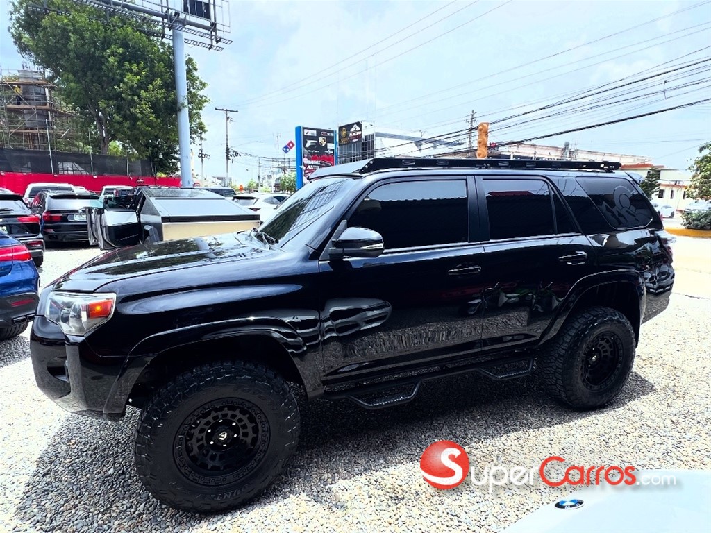 2018 Toyota 4 Runner SR5 Premium — foto 7 / 12