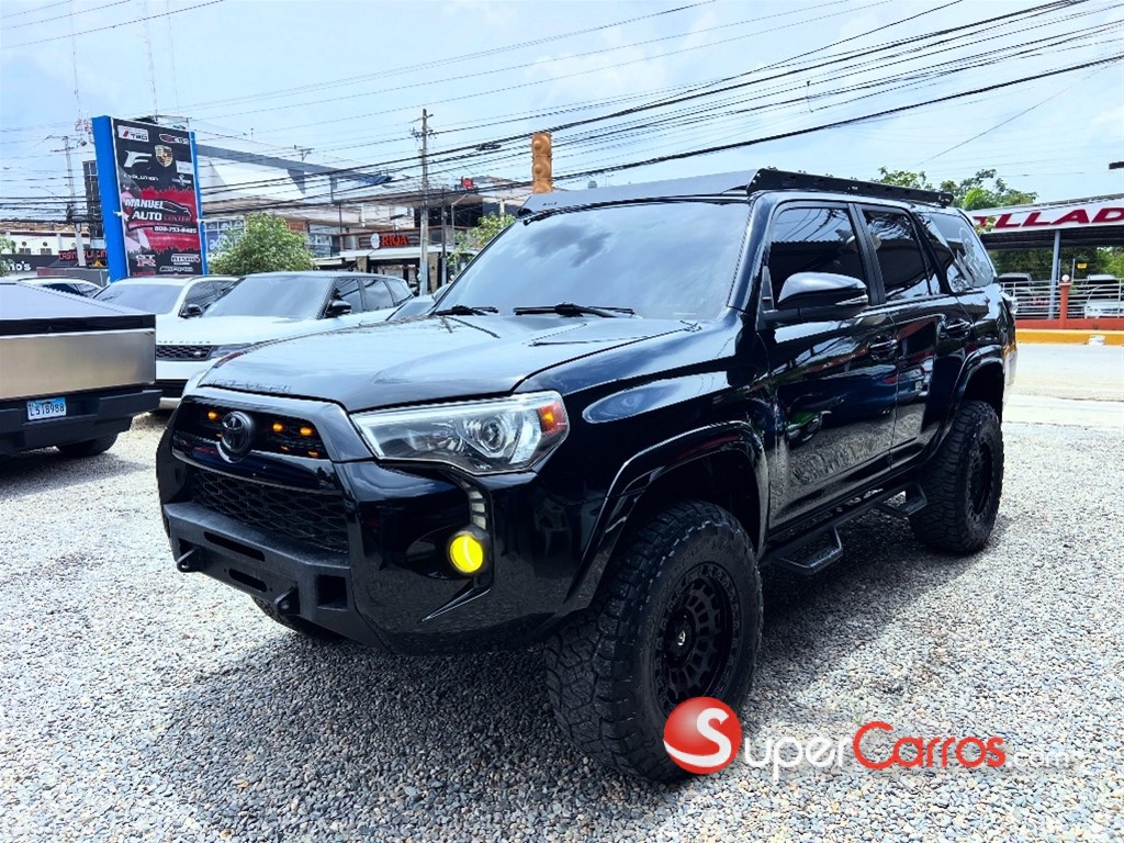 2018 Toyota 4 Runner SR5 Premium — foto 11 / 12