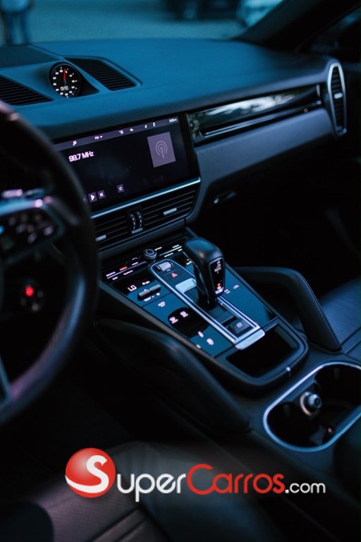 2020 Porsche Cayenne Coupe S — foto 10 / 12