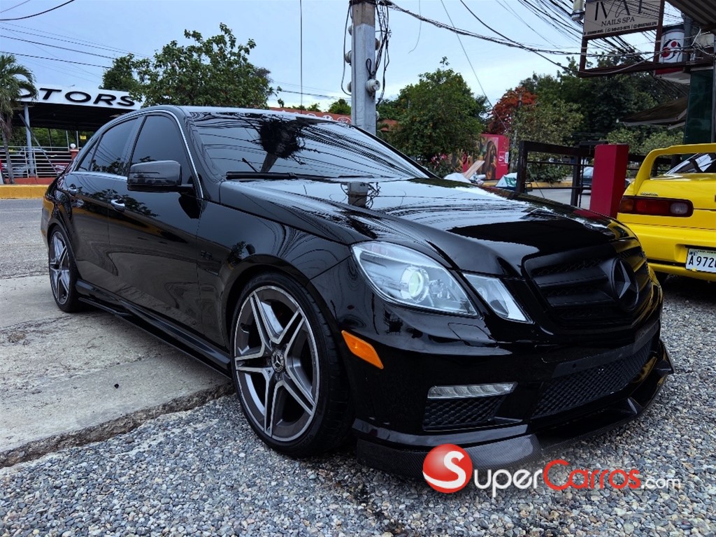 2010 Mercedes-Benz Clase E 63 AMG — foto 1 / 12