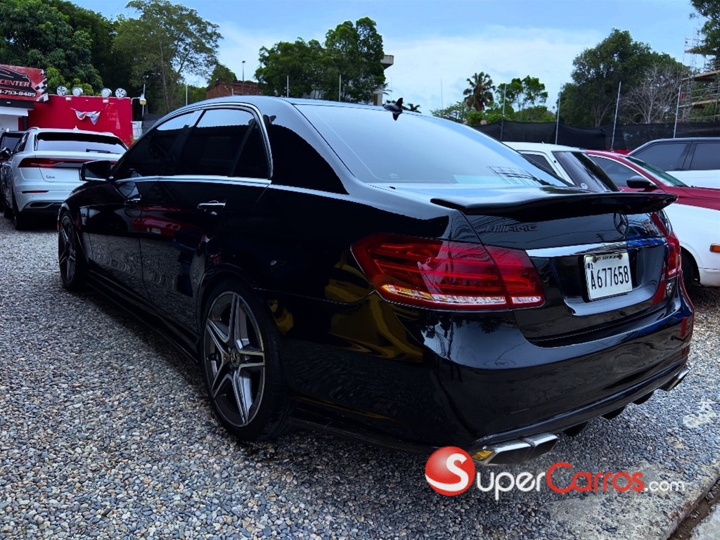 2010 Mercedes-Benz Clase E 63 AMG — foto 7 / 12