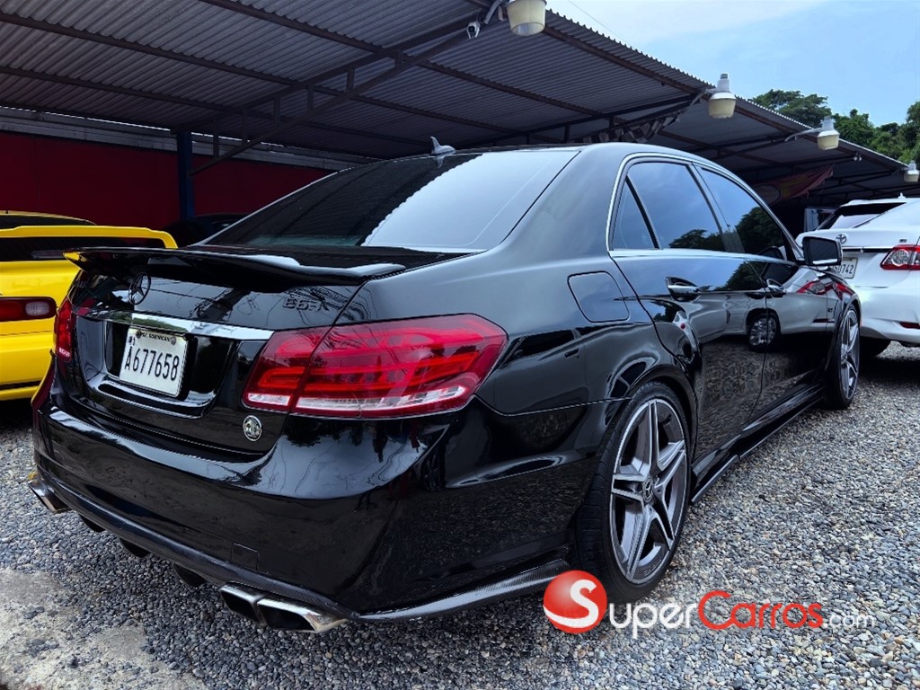 2010 Mercedes-Benz Clase E 63 AMG — foto 8 / 12