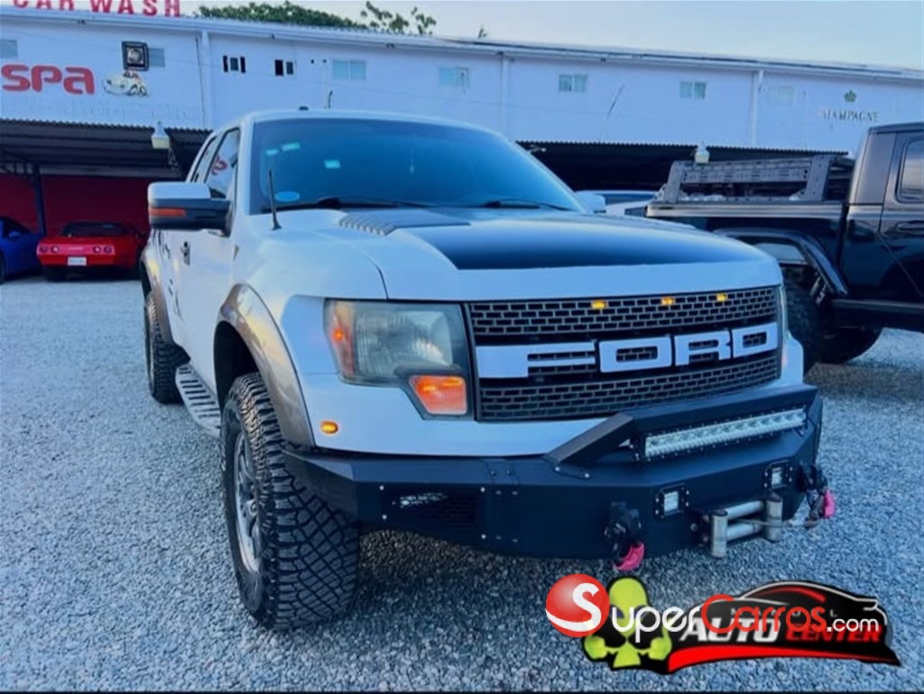 2012 Ford F 150 Raptor SVT — foto 7 / 12