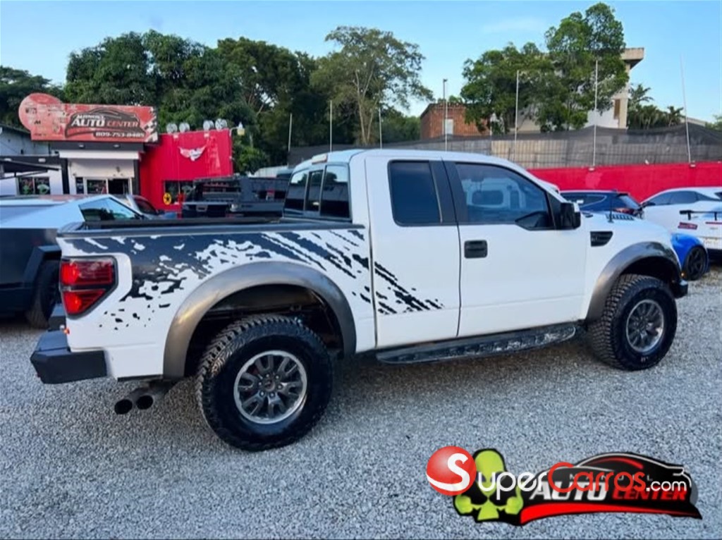 2012 Ford F 150 Raptor SVT — foto 8 / 12