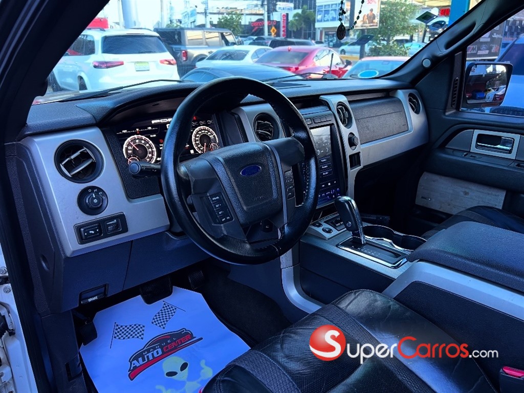 2012 Ford F 150 Raptor SVT — foto 11 / 12