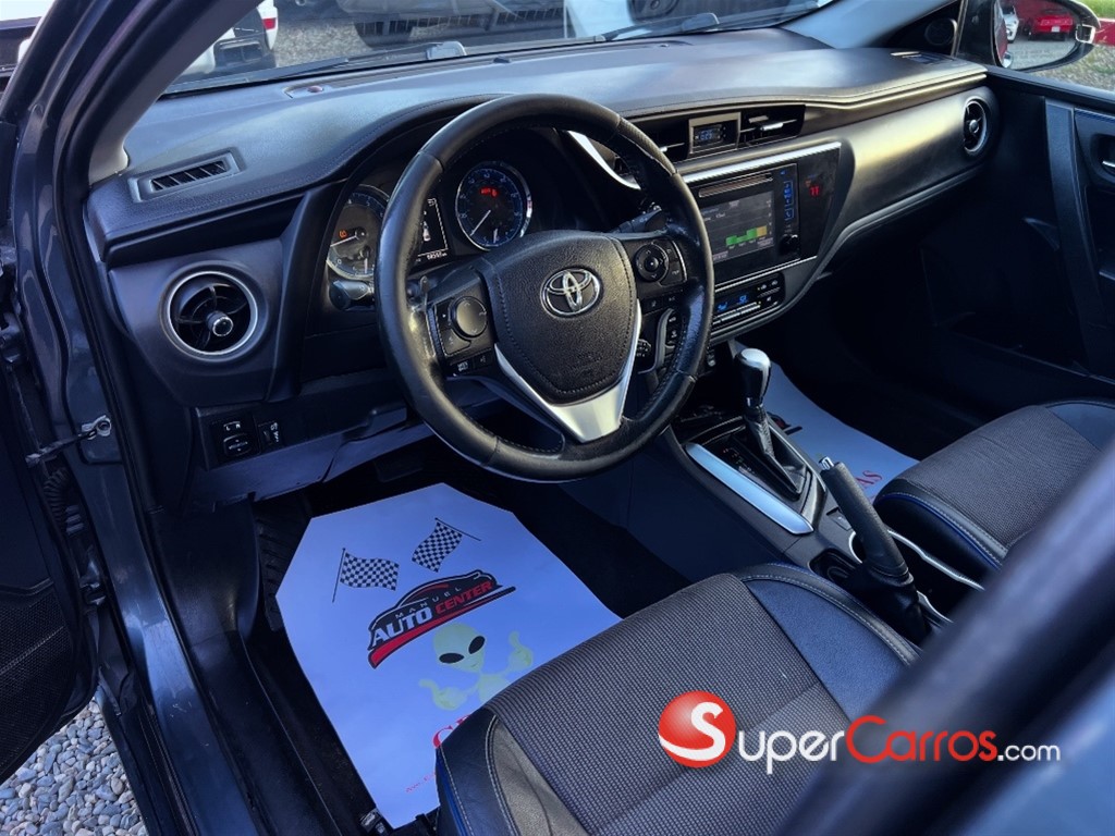 2019 Toyota Corolla SE — foto 3 / 10