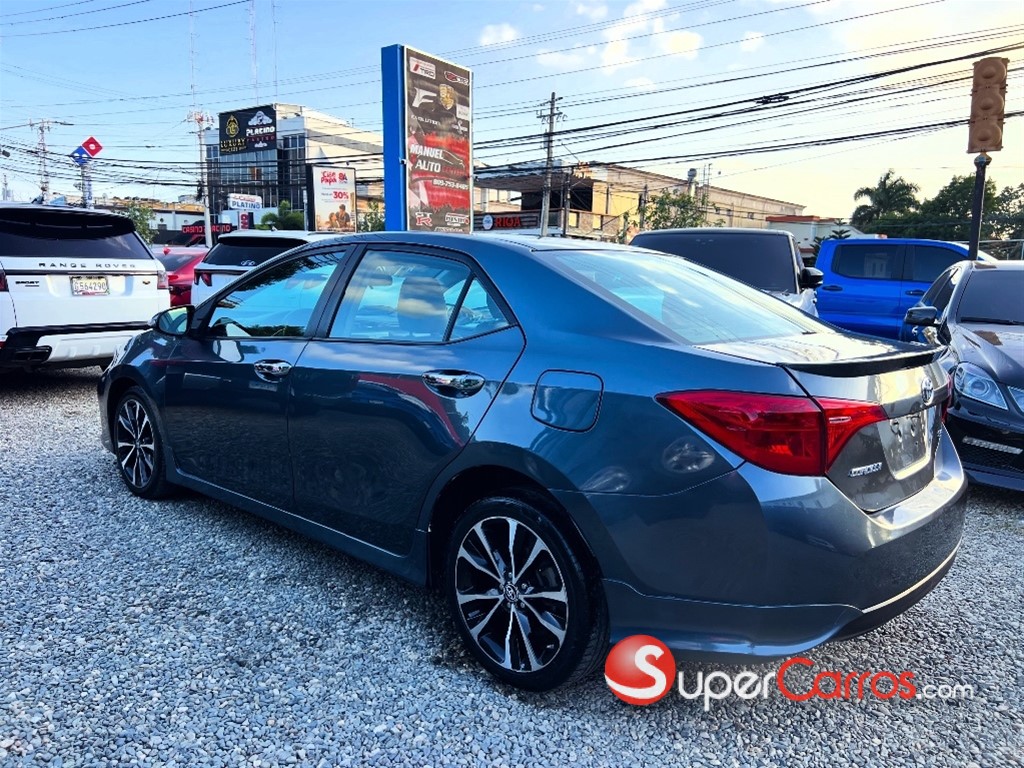 2019 Toyota Corolla SE — foto 6 / 10