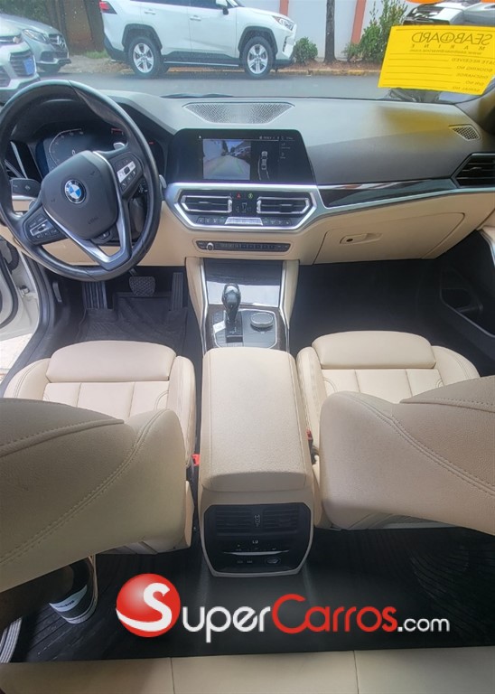 2020 BMW Serie 3 330i XDrive — foto 7 / 10