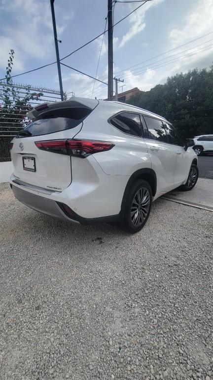 2021 Toyota Highlander Platinum — foto 3 / 12