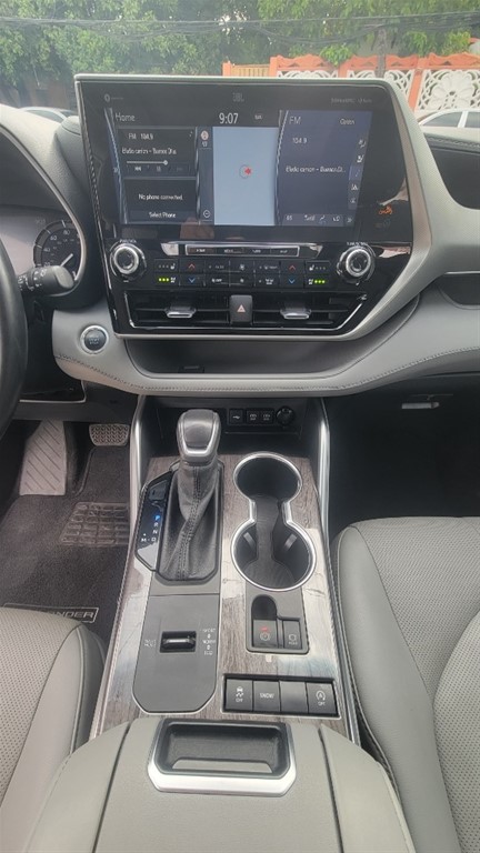 2021 Toyota Highlander Platinum — foto 9 / 12