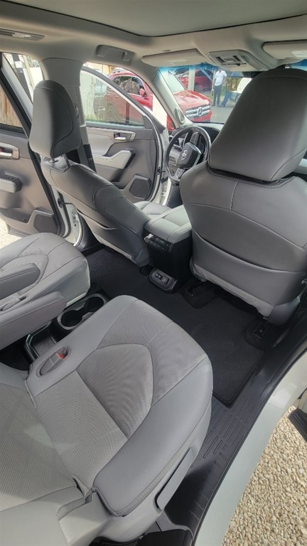 2021 Toyota Highlander Platinum — foto 11 / 12