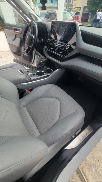 2021 Toyota Highlander Platinum — foto 12 / 12