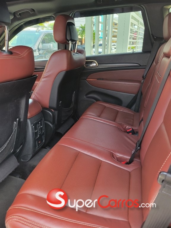2014 Jeep Grand Cherokee Laredo 4x4 — foto 8 / 10