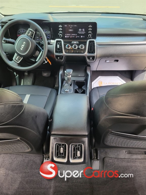 2022 Kia Sorento — foto 8 / 10