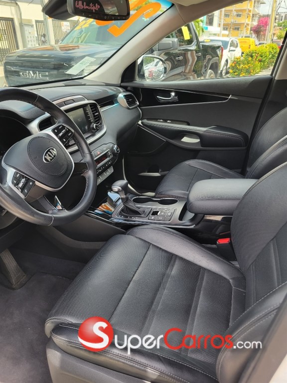 2020 Kia Sorento SX — foto 9 / 10