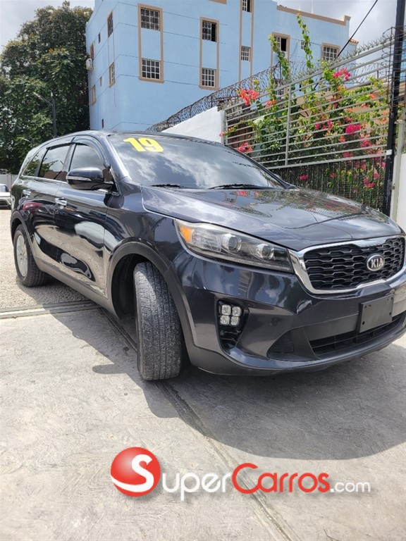 2019 Kia Sorento LX — foto 2 / 10