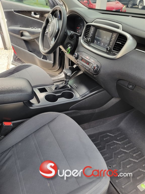 2019 Kia Sorento LX — foto 6 / 10
