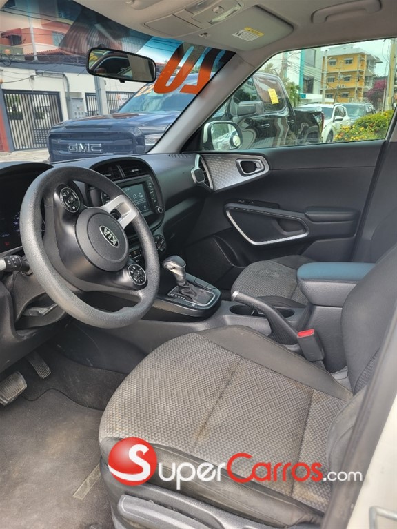 2020 Kia Soul — foto 6 / 10