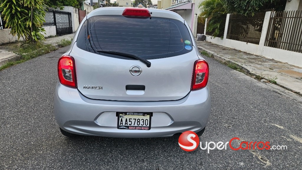 2019 Nissan March — foto 4 / 10
