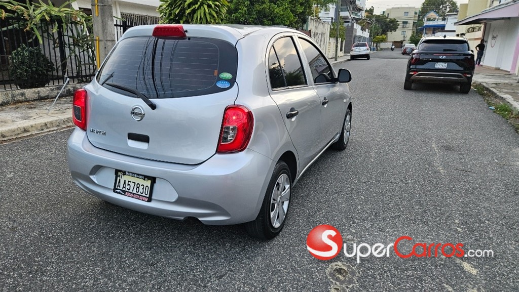 2019 Nissan March — foto 9 / 10