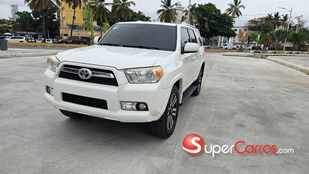 2013 Toyota 4 Runner — foto 2 / 12