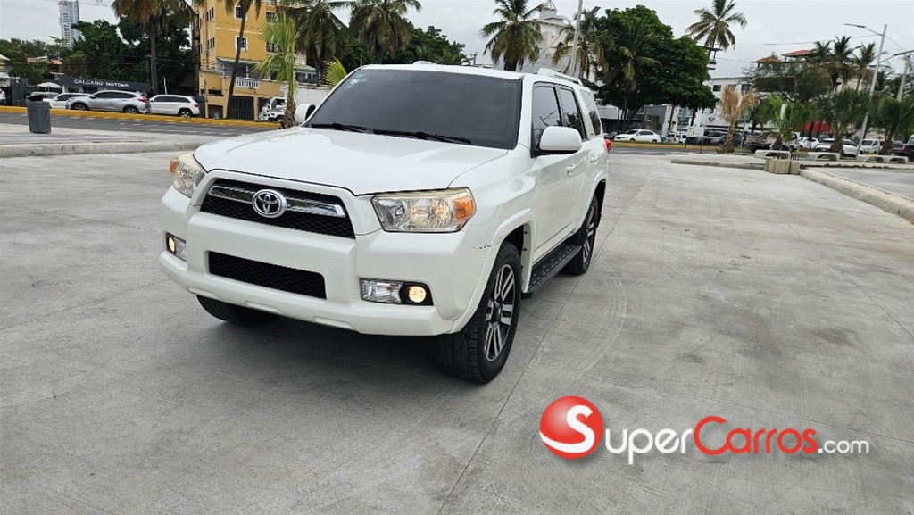 2013 Toyota 4 Runner — foto 5 / 12