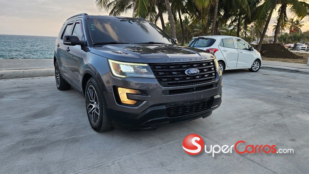 2016 Ford Explorer Sport — foto 10 / 12