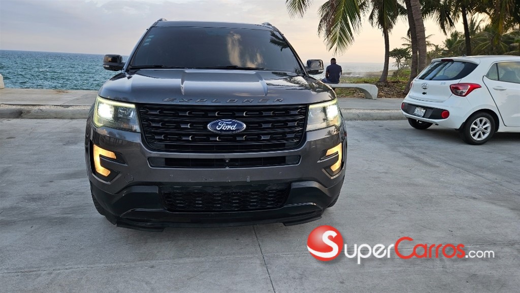 2016 Ford Explorer Sport — foto 11 / 12