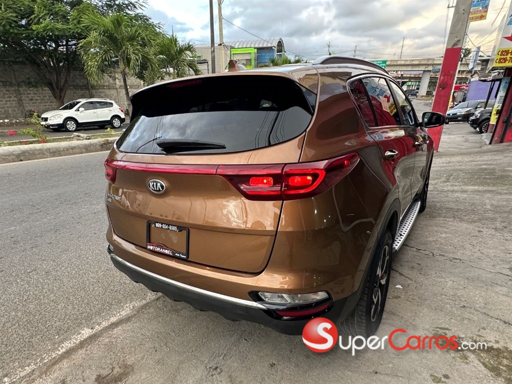 2020 Kia Sportage LX — foto 6 / 12