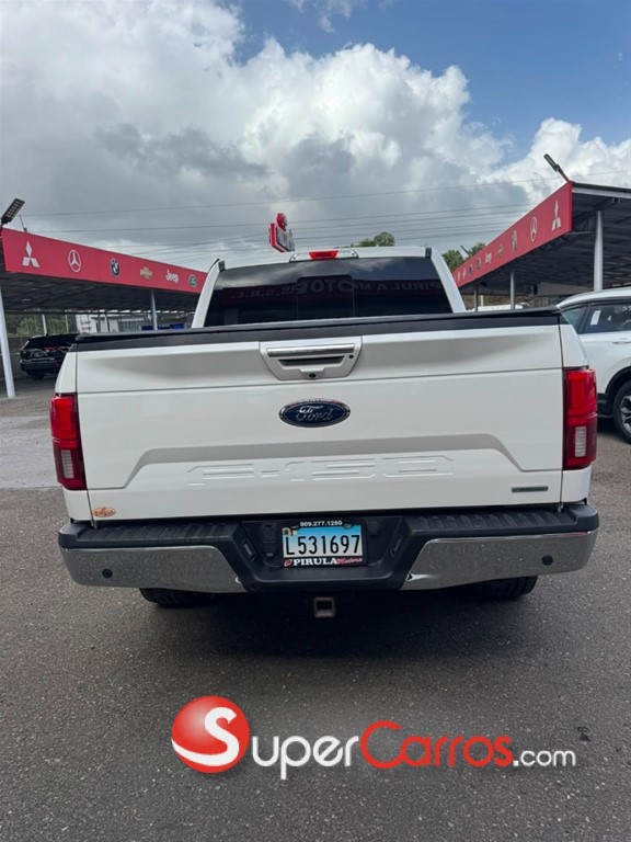2020 Ford F 150 Lariat — foto 6 / 9