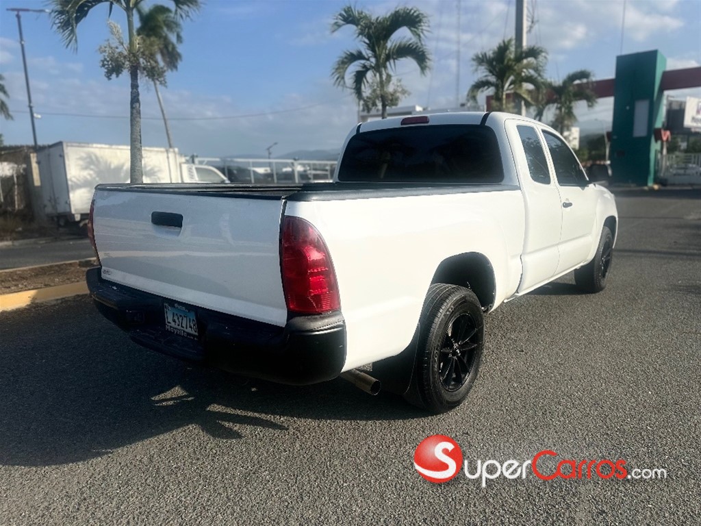 2015 Toyota Tacoma — foto 9 / 11